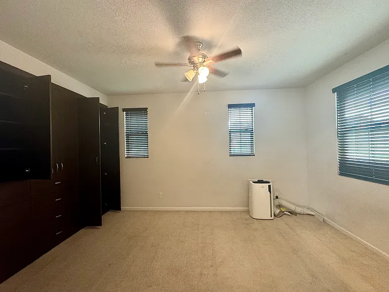 929 S Morgan Ln — Photo 7