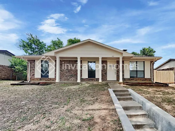 717 Holly Oak Dr, Lewisville, TX 75067