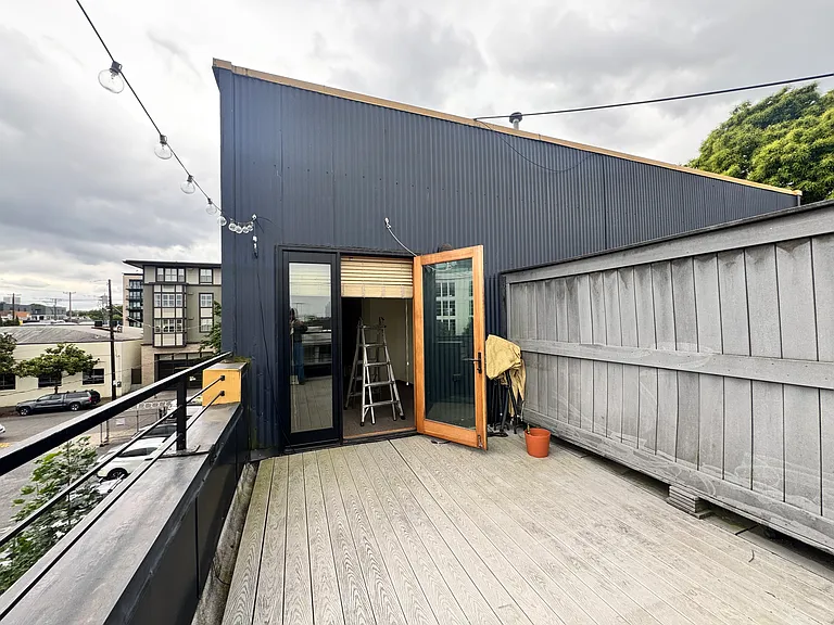 2229 NW Savier St #5 — Photo 19