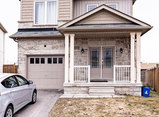 27 Mantz Cres, Whitby, ON L1R0L3