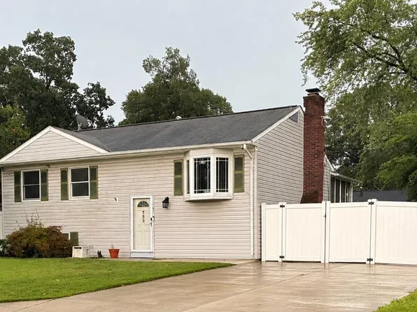 763 216th St, Pasadena, MD 21122
