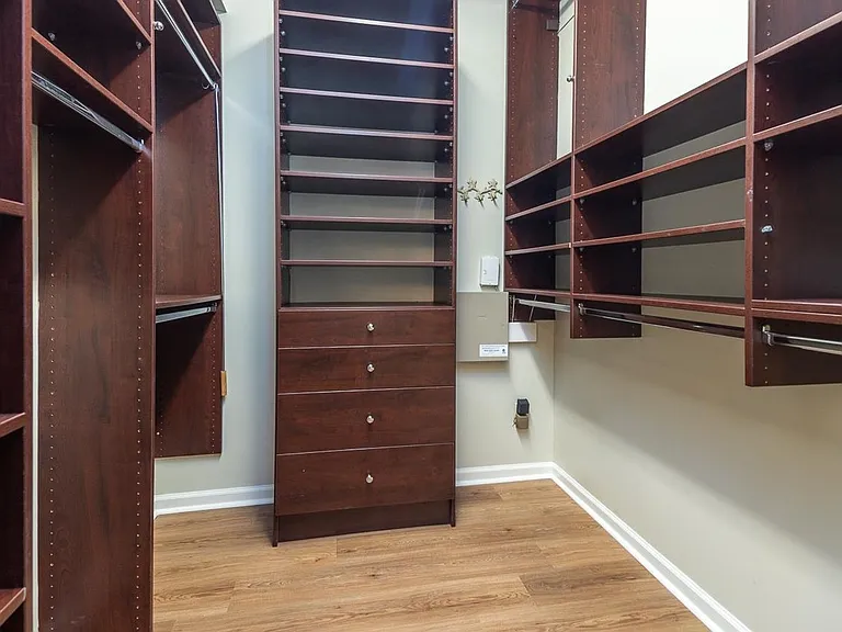1060 Island Dr — Photo 10
