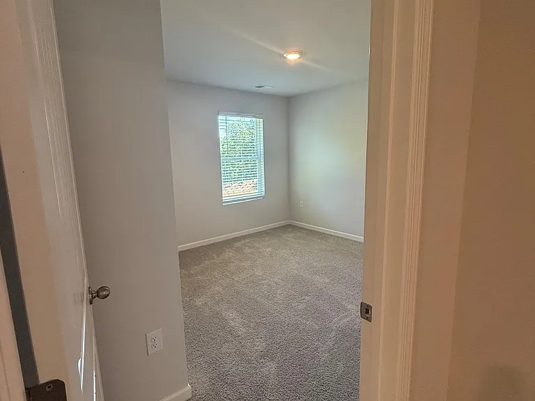 2914 Daxton Ln — Photo 13