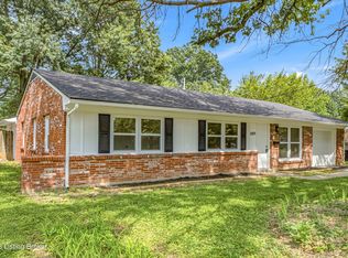 2419 Woodmont Dr, Louisville, KY 40220