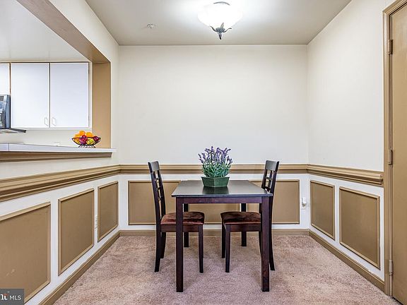 5th image of 925 Hillside Lake Ter APT 214