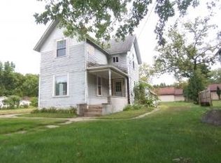 332 N Main St, Hancock, WI 54943