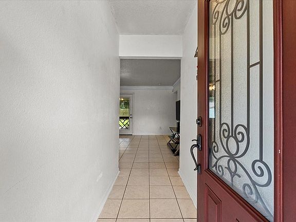 4th image of 11734 Alamo Dr