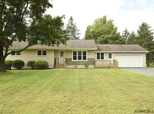 112 Plant Rd, Clifton Park, NY 12065