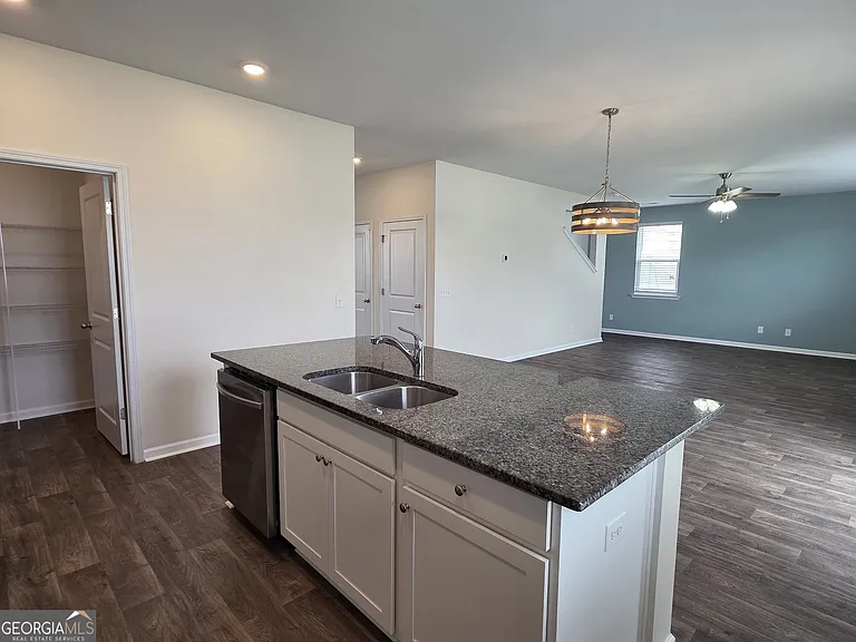 114 Troupe Dr — Photo 11