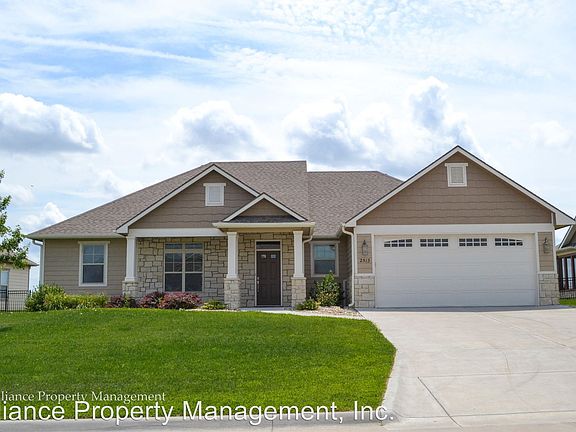 2nd image of 2513 Bellerive Dr