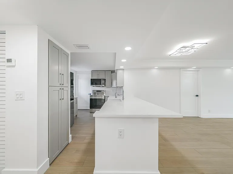 5301 NW 2nd Ave — Photo 4