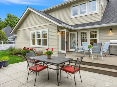 1241 Cherry Avenue NE, Bainbridge Island, WA, 98110