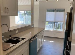 2911 Colorado Ave APT B, Santa Monica, CA 90404