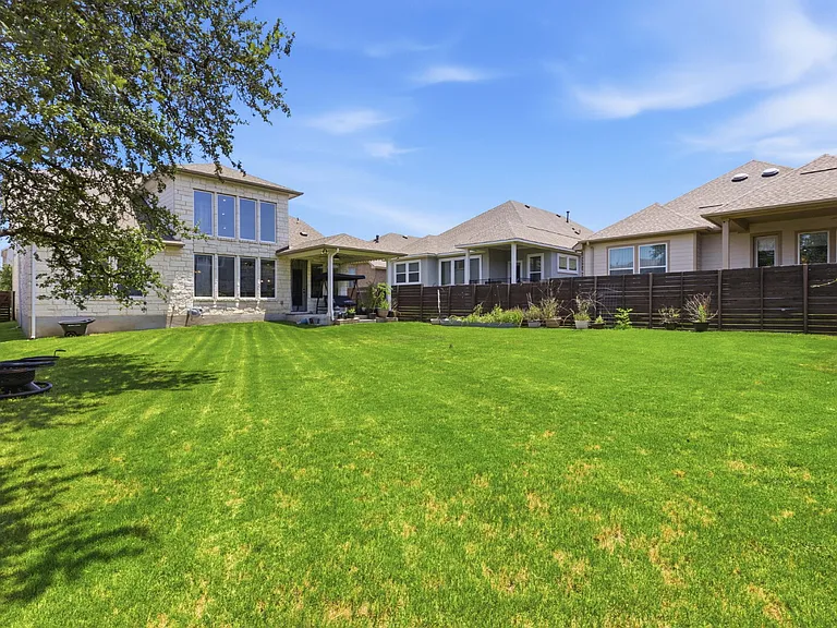 7220 Poulain Dr — Photo 38
