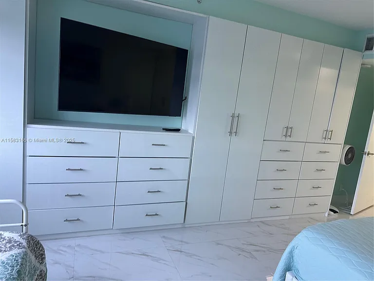2501 S Ocean Dr #1530 — Photo 13