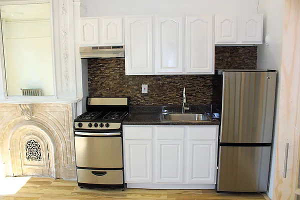 Rented by Luxor Homes & Investment Realty | media 7