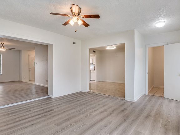 3rd image of 11348 McCree Rd