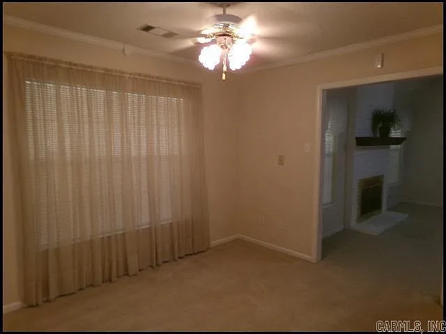 1024 Colonial Dr — Photo 13