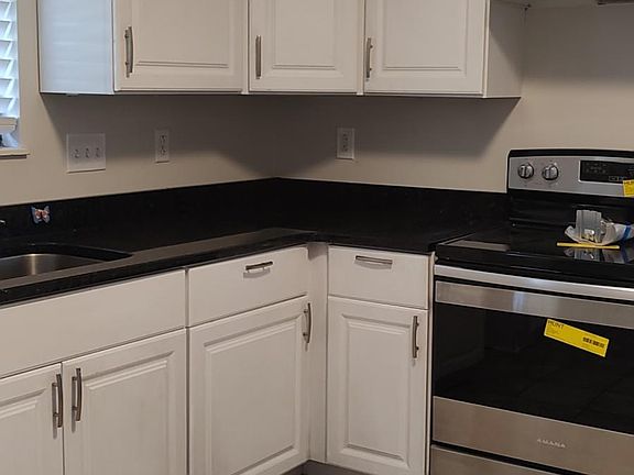 5th image of 1480 Avery Cir