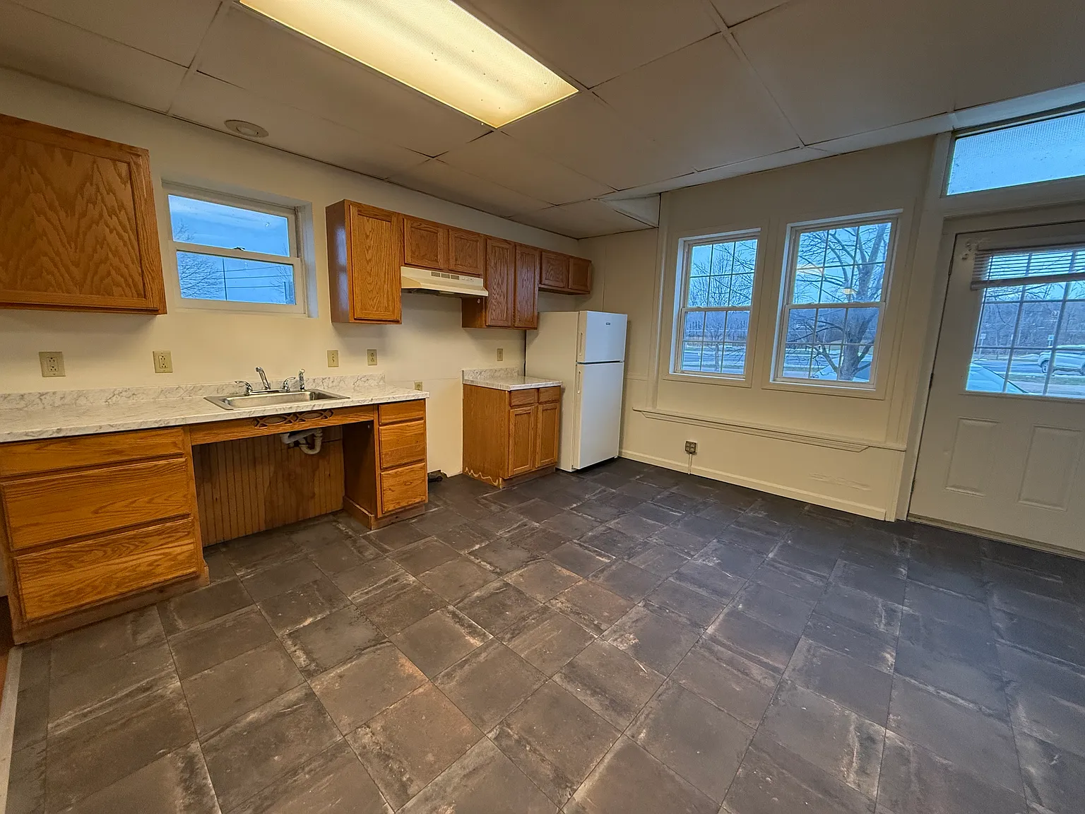 2 bed, 850 sqft, $950 — Photo 3