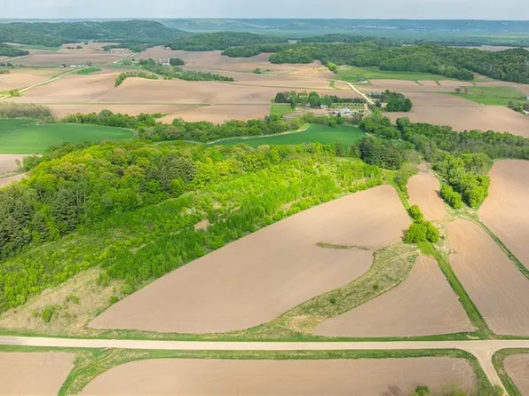 (undisclosed Address), Pepin, WI 54759