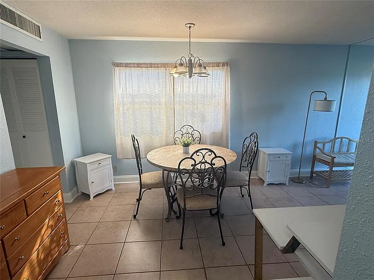 1802 Bedford Ter #170 — Photo 11