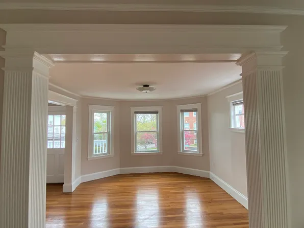 71 Seymour St #3, Roslindale, MA 02131