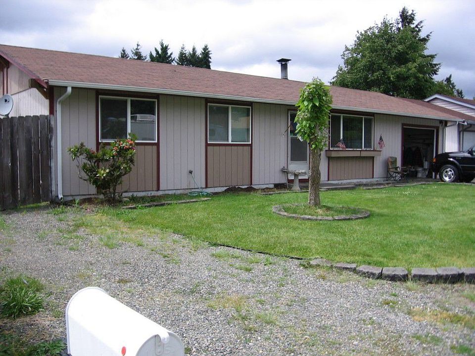 1st image of 17118 Spanaway Ln E