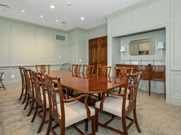 100 Jacobs Hall Ln #5206