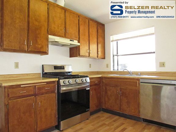 4th image of 26 & 28 Monroe St #28-B