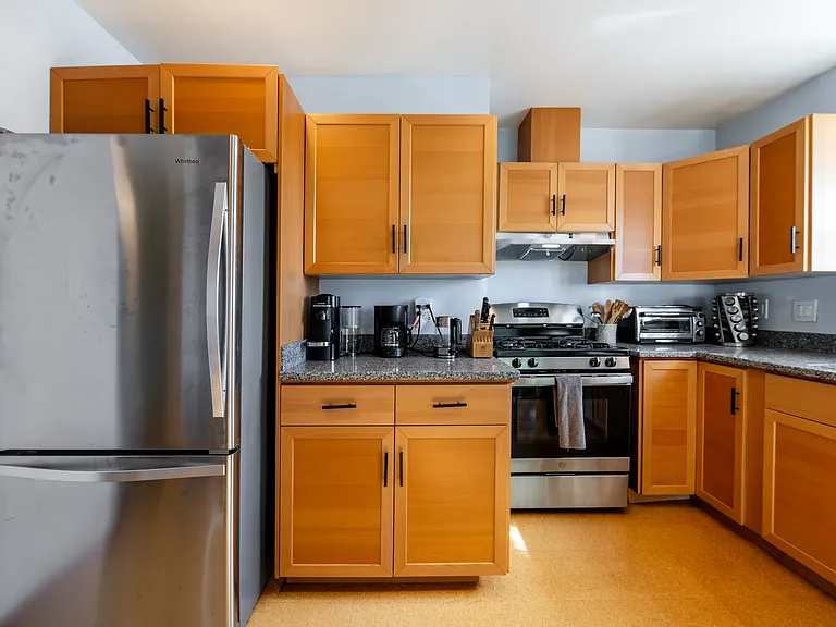 801 Cerrito St — Photo 3