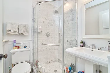 Rented by Living New York