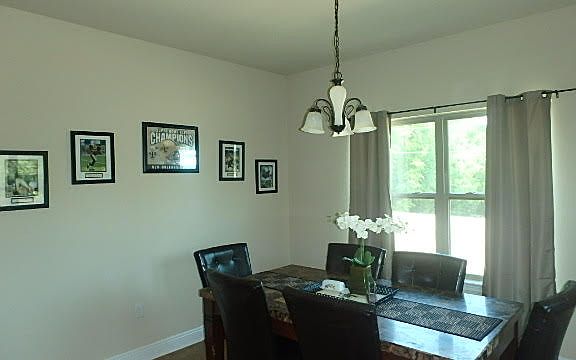 5th image of 241 Paradise Palm Cir