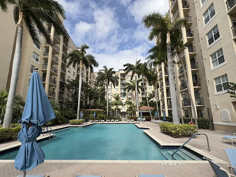 1801 N Flagler Dr #910 — Photo 23
