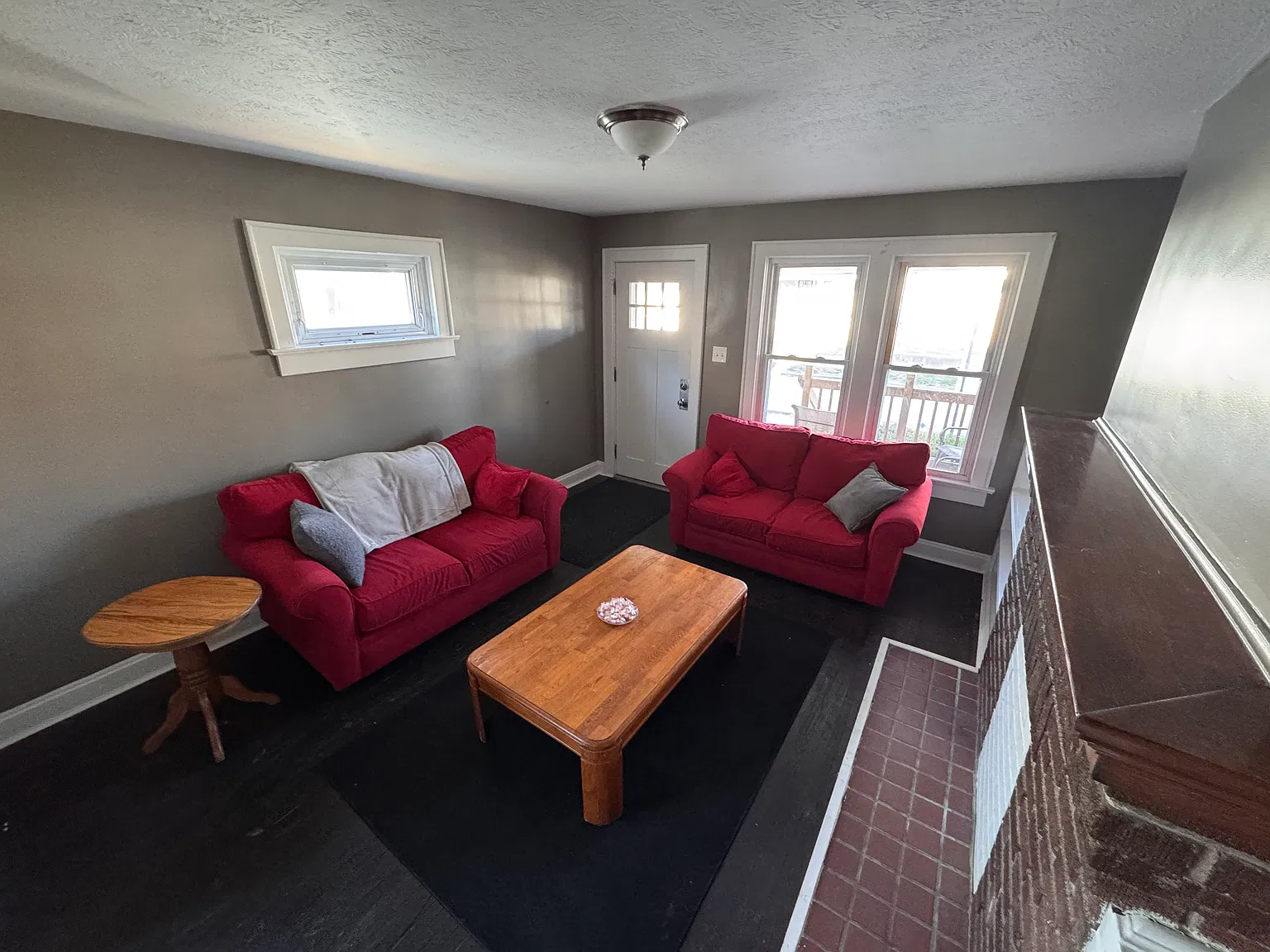 3 bed, 1092 sqft, $1,150 — Photo 3