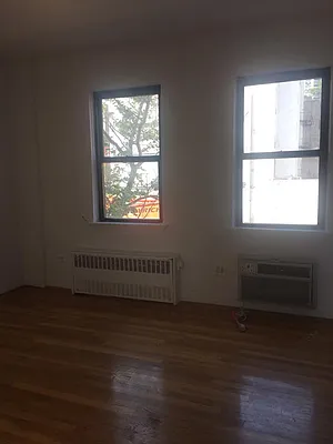 Rented by Compass | media 27