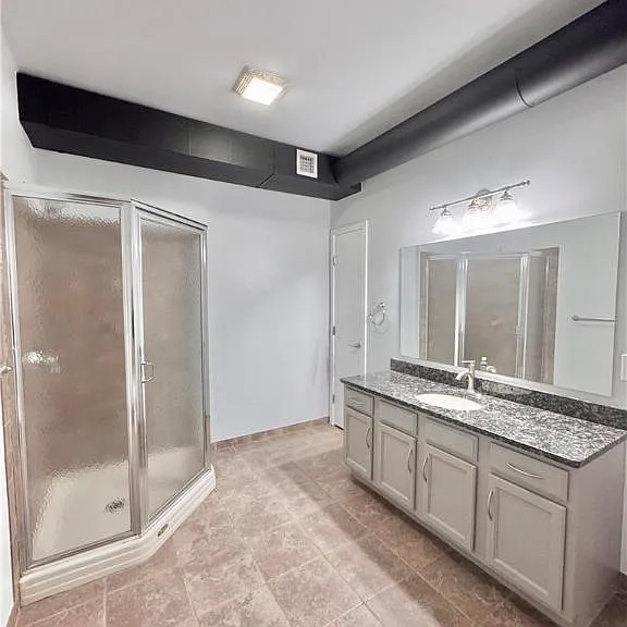 11 W 2nd St #101 — Photo 25