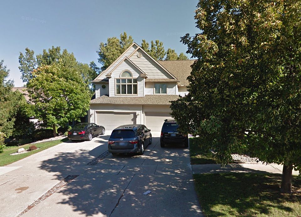 1st image of 476 Village Oaks Ct