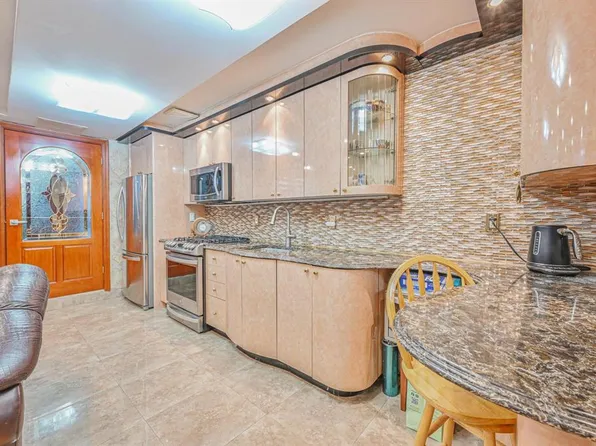 102-01 62nd Road image 16 of 25