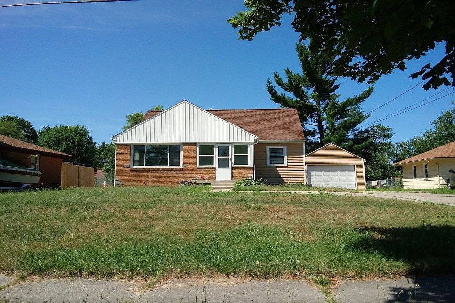 1st image of 1437 36th St SE