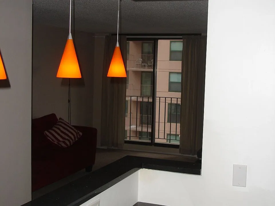 Breakfast bar and high-end pendant lighting