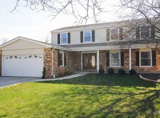 1111 Garfield Ave, Libertyville, IL