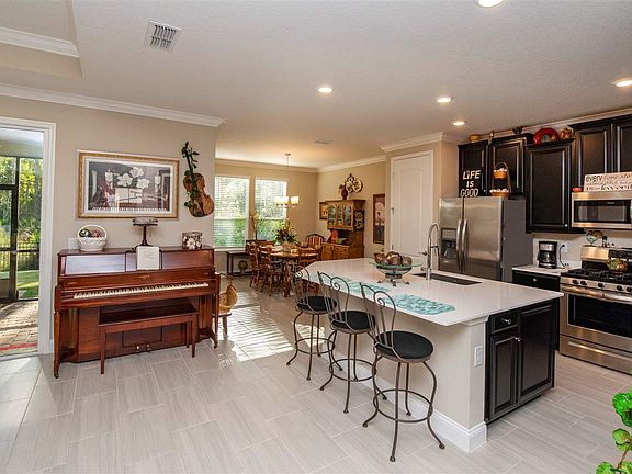 5th image of 501 Tintamarre Dr