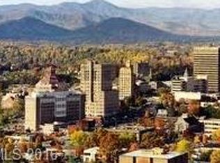 424 Sunset Dr, Asheville, NC 28804