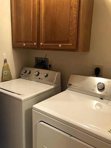 2nd image of 835 W Hill St APT 203