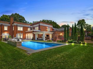 28 Westmoreland Pl, Saint Louis, MO