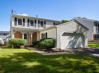 545 Rodenburg Rd, Roselle, IL 60172