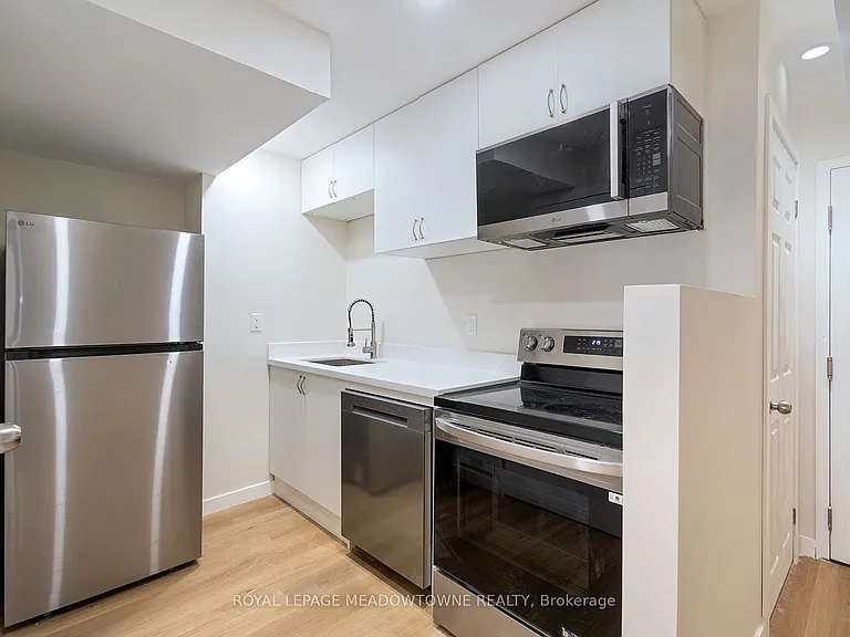 1410 Wellwood Ter #BASEMENT — Photo 17