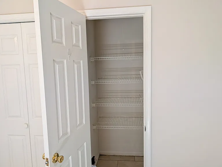 106 Bethany Ln — Photo 8