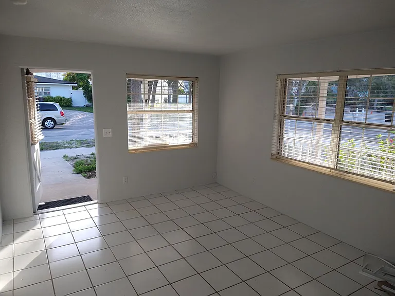 Boca Ciega Dr — Photo 4
